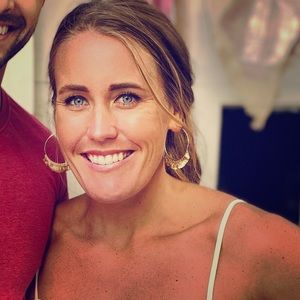 Meet your Posher, Maddie